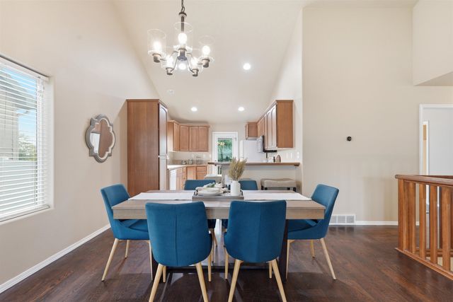 17509 E Nora Ln, Greenacres, WA 99016