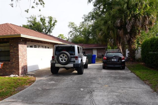 1022 LAMPLIGHTER LANE, Lakeland, FL 33813