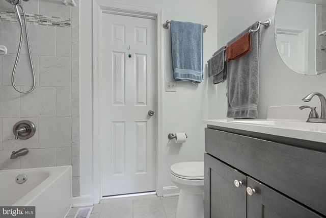 13 UTE CT, Middle River, MD 21220