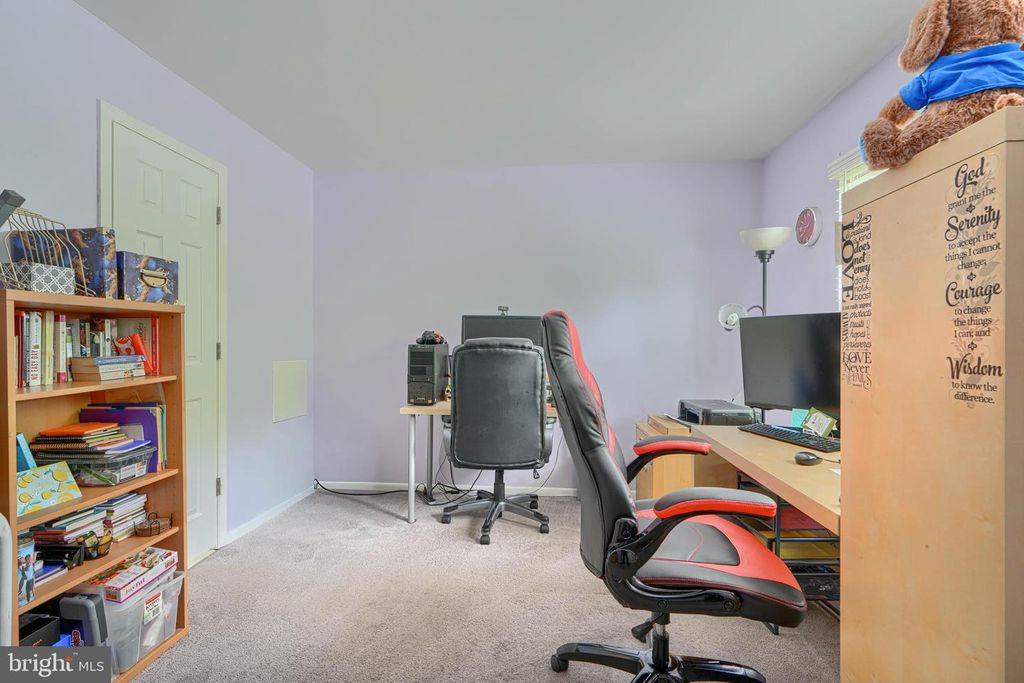 Image 24 of property listing at 13 UTE CT, Middle River, MD 21220