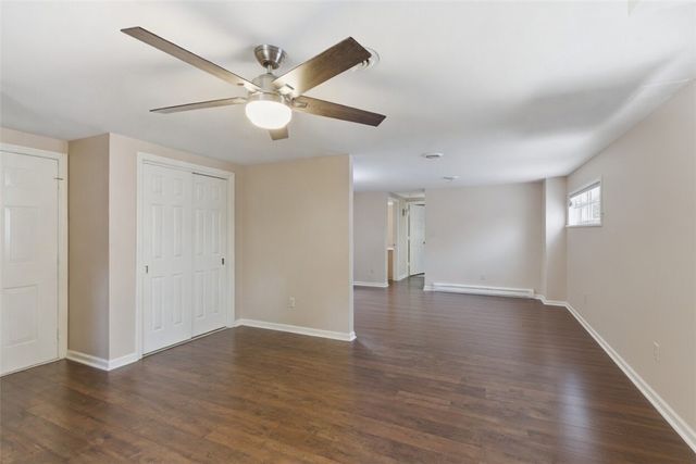 1823 Droz Ave, Economy, PA 15003