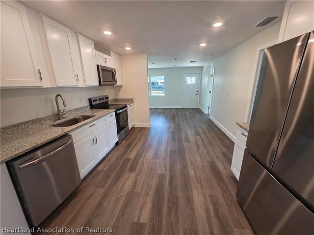 206 Quail Avenue, Sebring, FL 33870