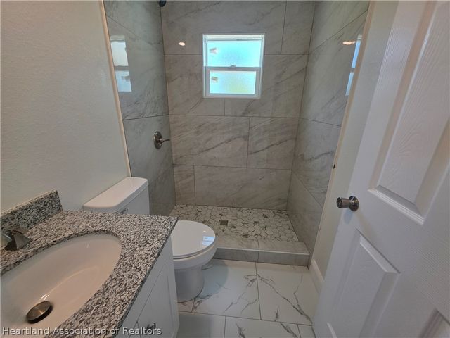 206 Quail Avenue, Sebring, FL 33870