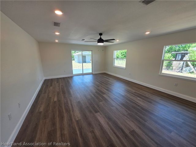 206 Quail Avenue, Sebring, FL 33870