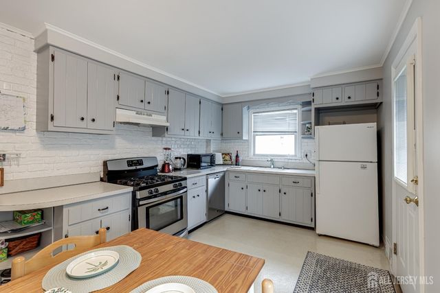 108 Second Street, Fanwood, NJ 07023