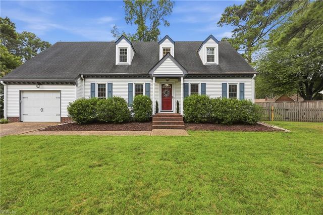 424 Pines Of Warrick DR, Chesapeake, VA 23322