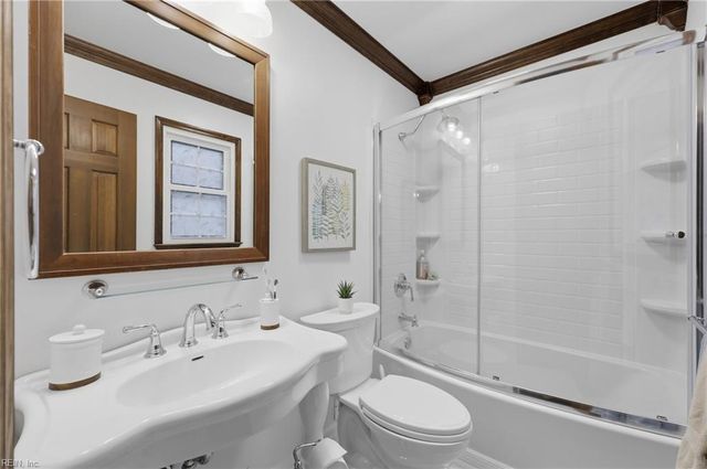 424 Pines Of Warrick DR, Chesapeake, VA 23322