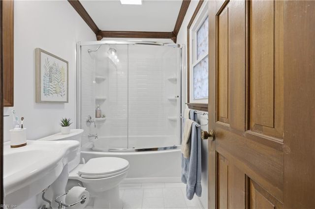 424 Pines Of Warrick DR, Chesapeake, VA 23322