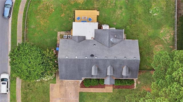 424 Pines Of Warrick DR, Chesapeake, VA 23322