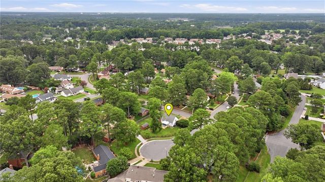 424 Pines Of Warrick DR, Chesapeake, VA 23322