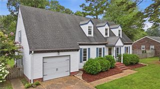 424 Pines Of Warrick DR, Chesapeake, VA 23322