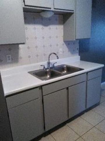 1320 Wilson ST 233, Lockhart, TX 78644
