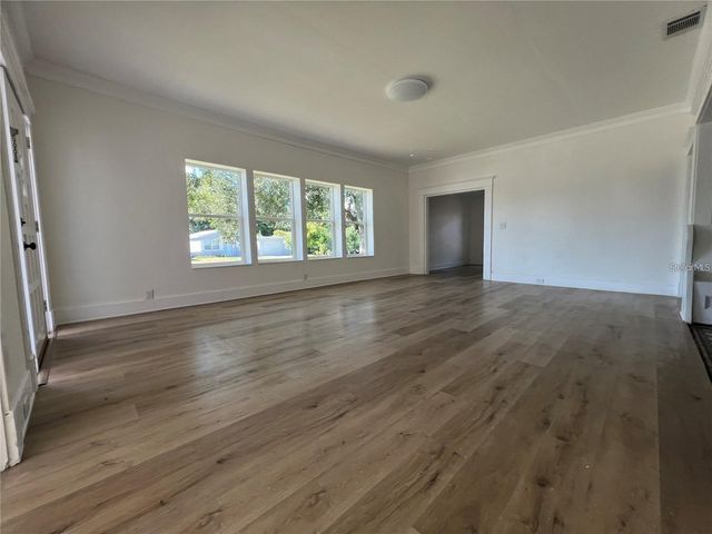 3429 37TH STREET N, St Petersburg, FL 33713