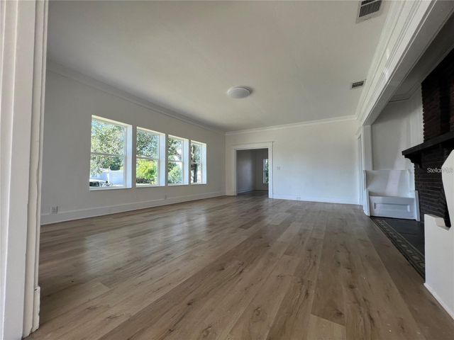 3429 37TH STREET N, St Petersburg, FL 33713