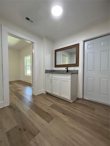 3429 37TH STREET N, St Petersburg, FL 33713