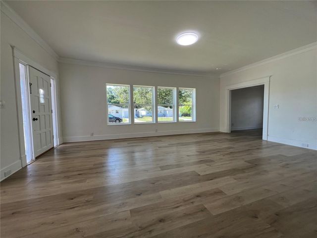 3429 37TH STREET N, St Petersburg, FL 33713