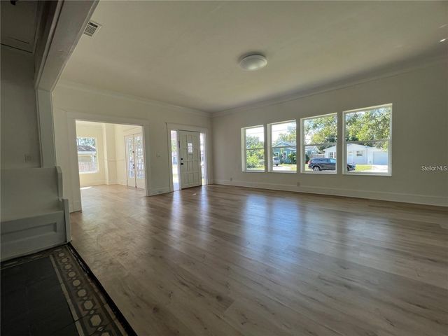 3429 37TH STREET N, St Petersburg, FL 33713