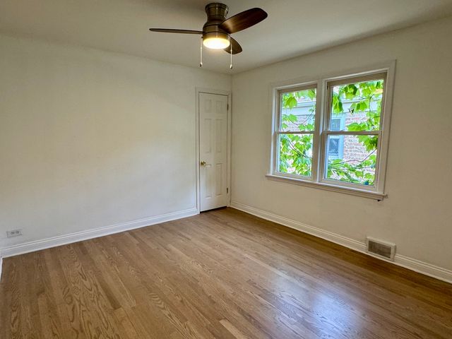 6328 N Troy Street, Chicago, IL 60659