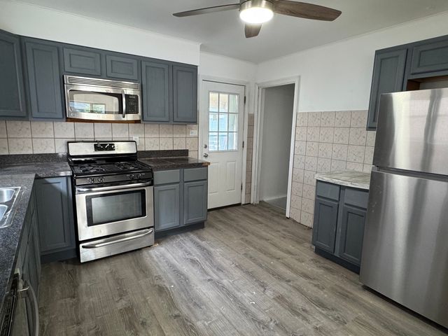 6328 N Troy Street, Chicago, IL 60659
