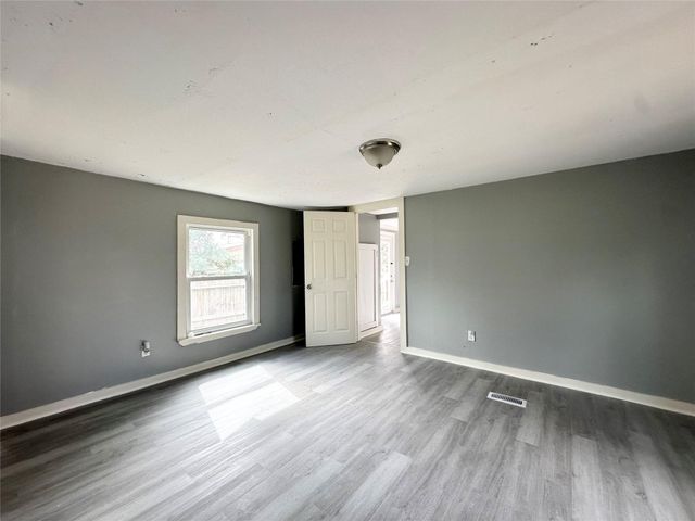 10037 Lazy Oaks Drive, Conroe, TX 77306