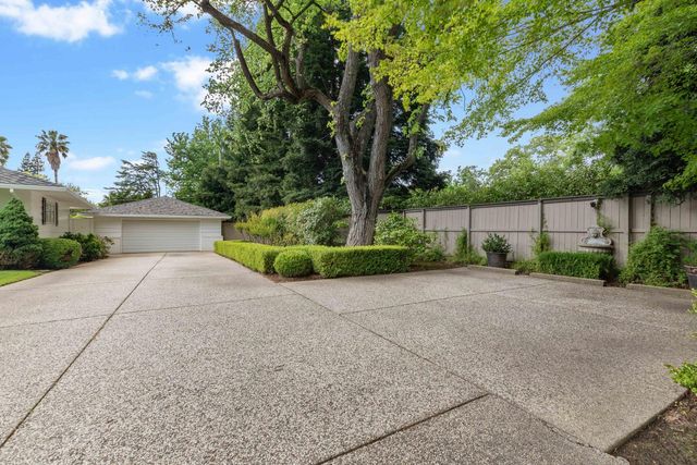 400 Crocker Rd, Sacramento, CA 95864