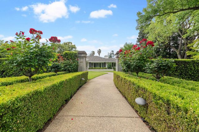 400 Crocker Rd, Sacramento, CA 95864