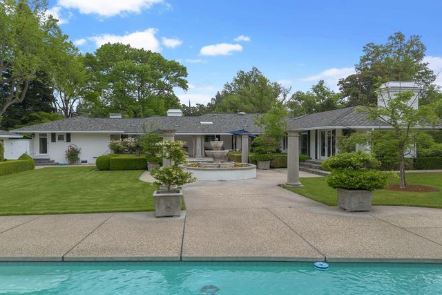 400 Crocker Rd, Sacramento, CA 95864