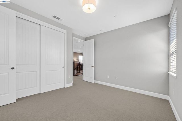 271 Eagle Nest Dr, Oakley, CA 94561