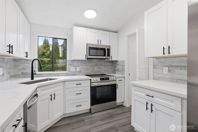 13868 Chain Lake Road, Monroe, WA 98272