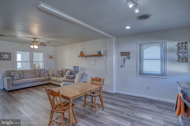 82 TAMMIE DR, Dover, DE 19904