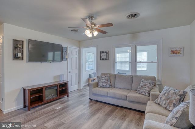 82 TAMMIE DR, Dover, DE 19904