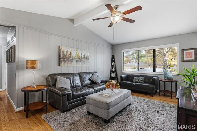 9210 Cordoba Lane, Crestwood, MO 63126