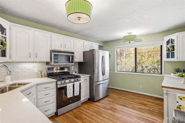 9210 Cordoba Lane, Crestwood, MO 63126