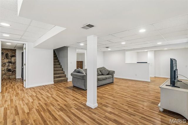 9210 Cordoba Lane, Crestwood, MO 63126