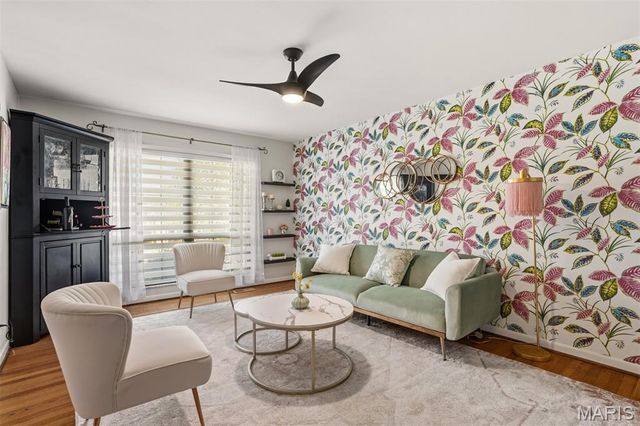 9210 Cordoba Lane, Crestwood, MO 63126