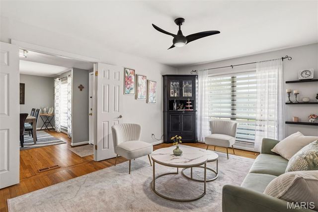 9210 Cordoba Lane, Crestwood, MO 63126