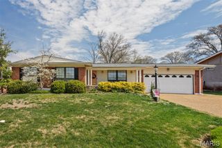 9210 Cordoba Lane, Crestwood, MO 63126