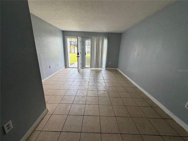 4215 S SEMORAN BOULEVARD 15, Orlando, FL 32822