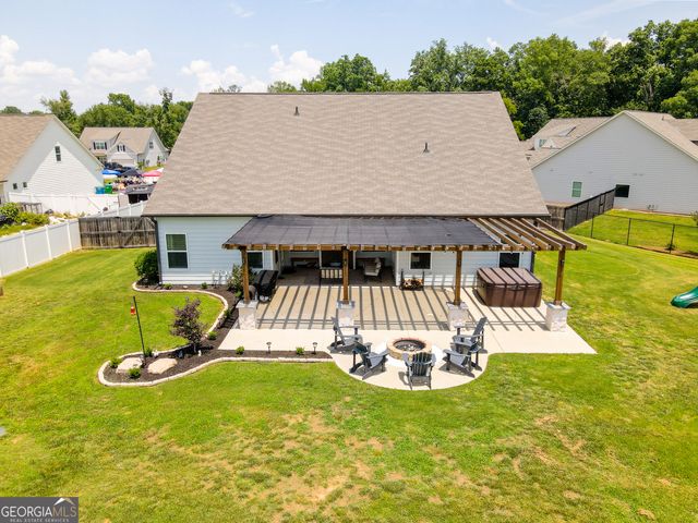 407 Glenn Trail, Winder, GA 30680