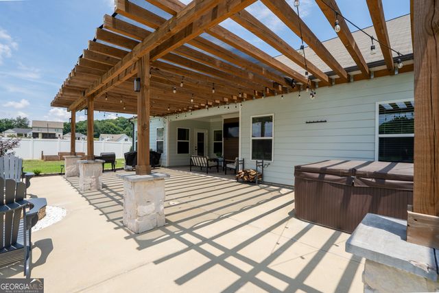 407 Glenn Trail, Winder, GA 30680