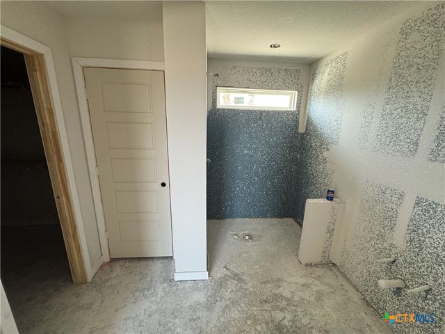 1911 Meridian Loop, Temple, TX 76504