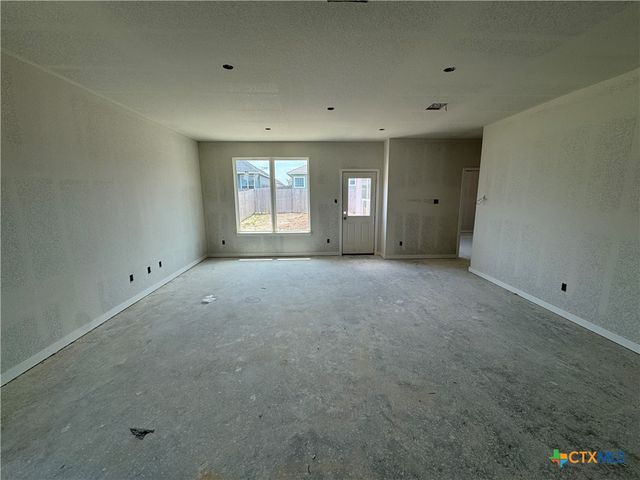1911 Meridian Loop, Temple, TX 76504