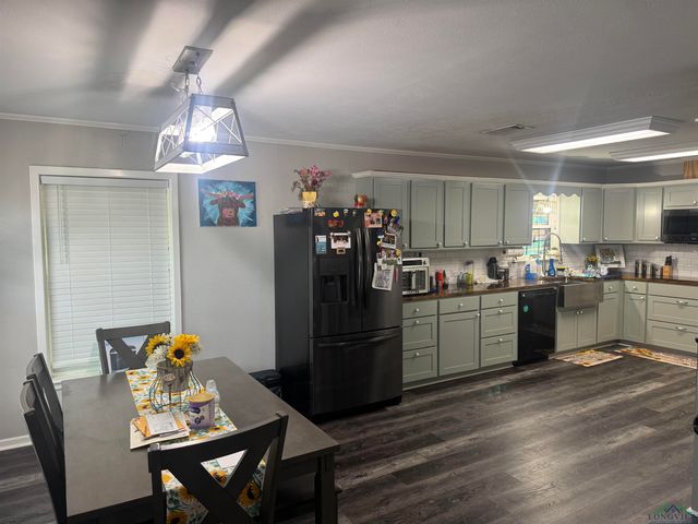 1204 N Marshall, Henderson, TX 75652