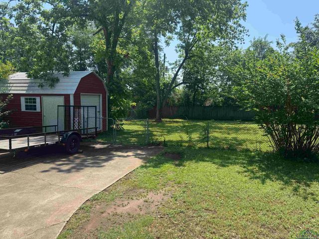 1204 N Marshall, Henderson, TX 75652