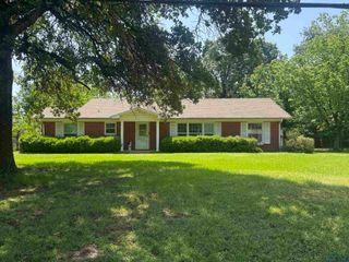 1204 N Marshall, Henderson, TX 75652