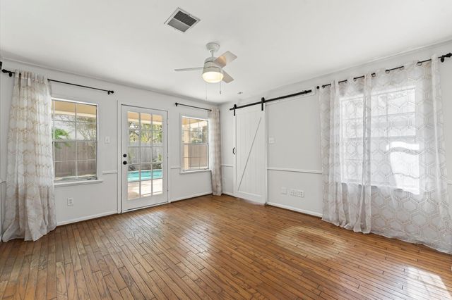 1219 Candlelight Lane, Houston, TX 77018