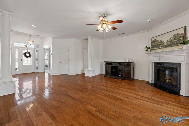 154 Redcliffe Drive, Huntsville, AL 35806