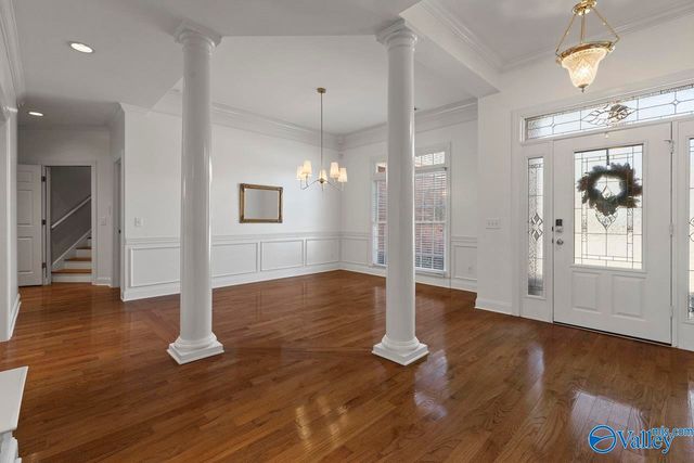 154 Redcliffe Drive, Huntsville, AL 35806