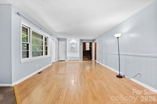 121 Horseshoe Drive, Boone, NC 28607