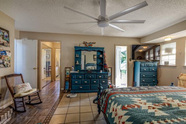 24948 WALKABOUT RANCH ROAD, Sorrento, FL 32776
